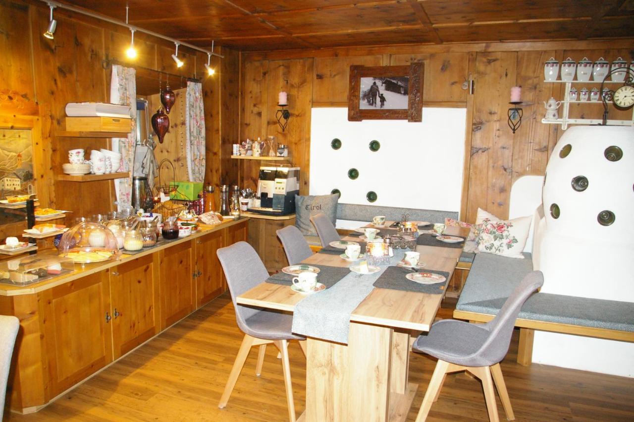 Hotel Thalerhof à Roppen Extérieur photo